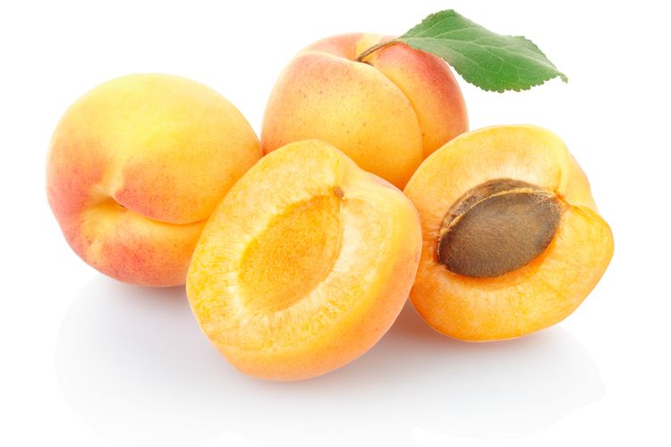 Aprikosenfrucht mit Blatt isoliert auf Weiß Aprikose isoliert auf weiß, inklusive Beschneidungspfad