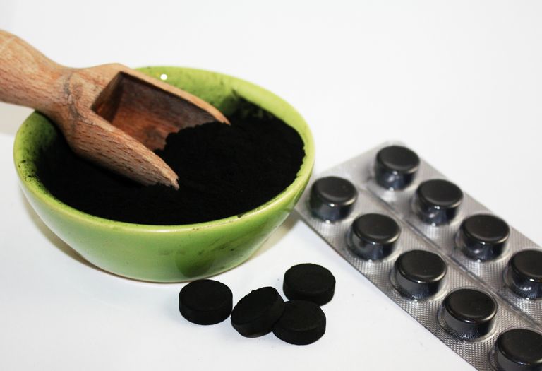 Charcoal tablets for dogs: effect, use, dosage & side effects Charcoal tablets for dogs: effect, use, dosage & side effects